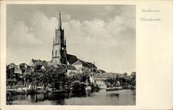 Ak Rathenow in Havelland, zwart-witfoto, kerk, waterweg, bomen, huizen