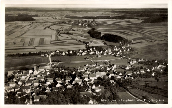 Ak Mietingen Oberschwaben, Luftaufnahme, Mietingen, Felder, Schlösser, Häuser