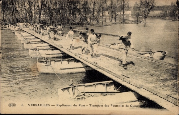 CPA Versailles Yvelines, Repliemont du Pont, Transport des Poutrelles de Guinda