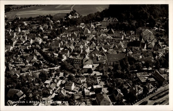 Postcard Leutkirch im Allgäu Württemberg, aerial view of Leutkirch, buildings, landscape