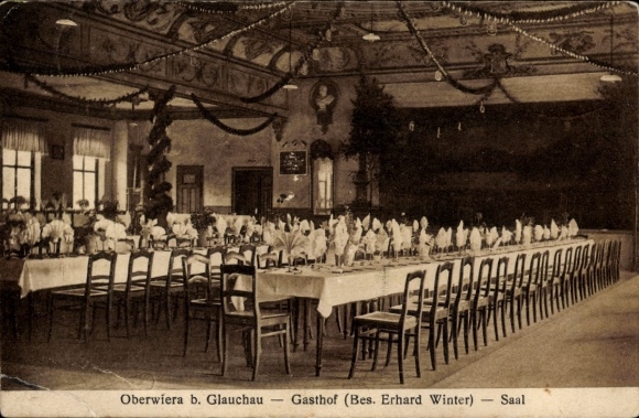 Postcard Oberwiera in Saxony, Gasthof Erhard Winter, hall, table settings, chairs, decoration