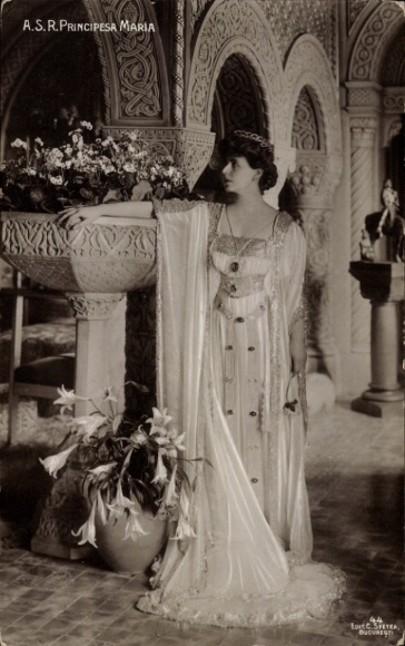 Postcard Crown Princess Maria of Romania, portrait