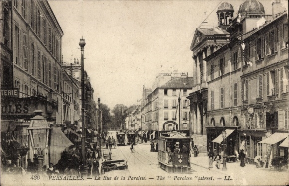 PC Versailles Yvelines, street with people, horse-drawn carriages, shops