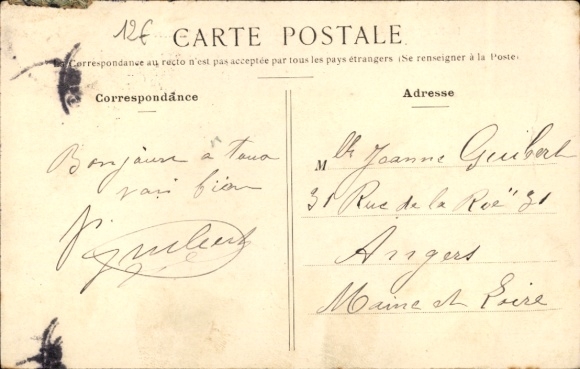 PC Saint Cloud Hauts de Seine, Place d'Armes, La Gare