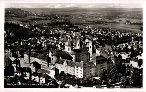 Postcard Weingarten Württemberg, general view of the town, aerial photograph