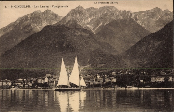 KP St. Gingolph Lac Léman Kanton Valais, krajobraz z górami, jeziorem, żaglówkami, miastem St. Gingolph