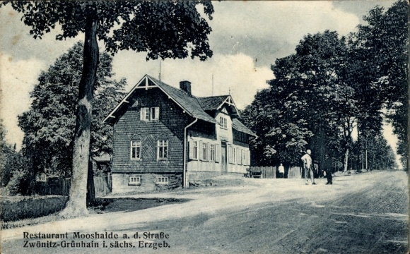 Postcard Zwönitz in the Ore Mountains Saxony, Restaurant Mosshaide, street part