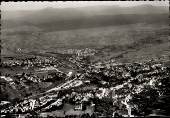 Ak Dußlingen Dusslingen in Württemberg, Luftaufnahme von  umliegende Felder und Berge, 1930er Jah