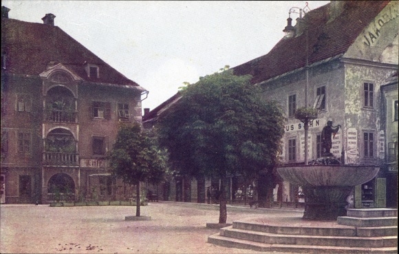 Postcard Sankt Veit an der Glan Carinthia, square with fountain