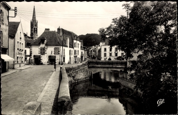 PC Pont Aven Finistère, Le Ponts