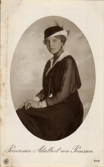 Postcard Princess Adalbert of Prussia, Adelheid of Saxony Meiningen, portrait, NPG 5418