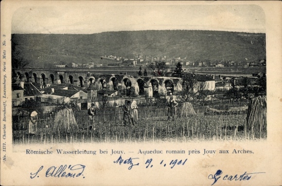 Ak Jouy aux Arches Gaudach Lothringen Moselle, Römische Wasserleitung, Jouy, Aquädukt, Landschaft