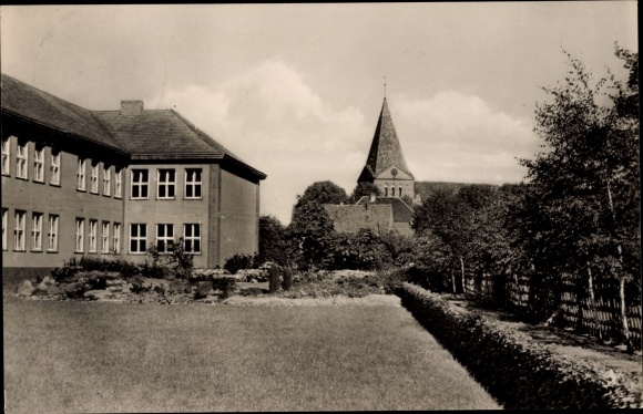 Postcard Schwaan in Mecklenburg, Polytechnic Oberschule
