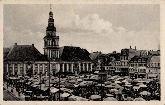 Postcard Mannheim in Baden, Mannheim market square, market stalls, umbrellas, buildings