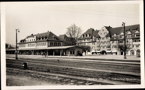 Ak Brugg Kt Aargau Schweiz, Bahnhof Quartier, Gleisseite