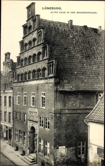 11 old PCs Lüneburg, various views, architectural views