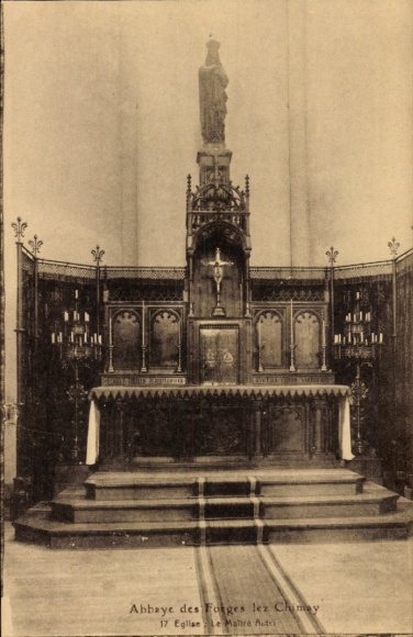 Postcard Chimay Wallonia Hainaut, altar of the abbey, statue, candlestick, woodwork