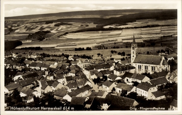 Postcard Hermeskeil in the Hunsrück, mountain health resort Hermeskeil 614 m, original aerial photograph, view from o