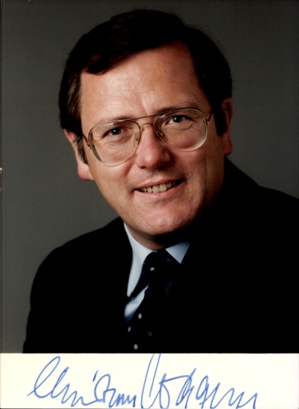 foto politicus Dr. Christian Wagurs, handtekening