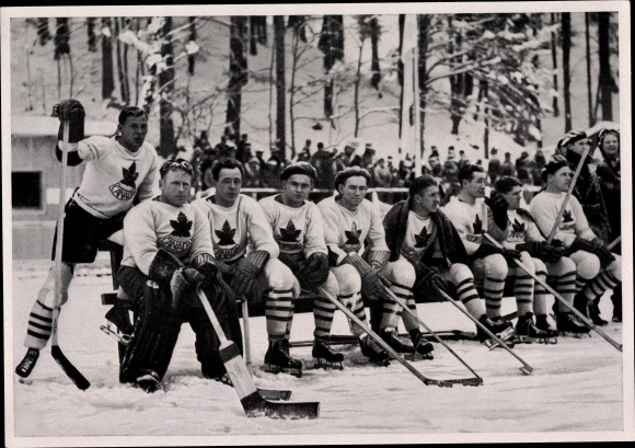 Collective picture Olympics 1936, Canadian ice hockey team