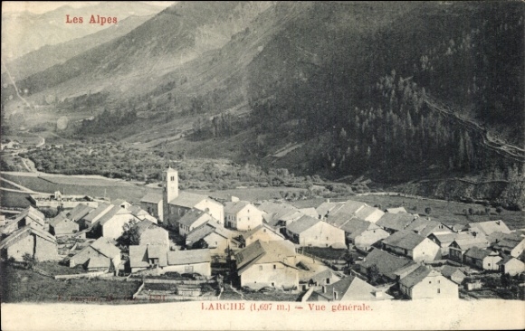 Postcard Larche Alpes de Haute Provence, Les Alpes, Vue générale, 1,697 m,