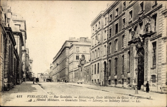KP Versailles Yvelines, Rue Gambetta, biblioteka, szkoła wojskowa, szpital wojskowy, Wersal