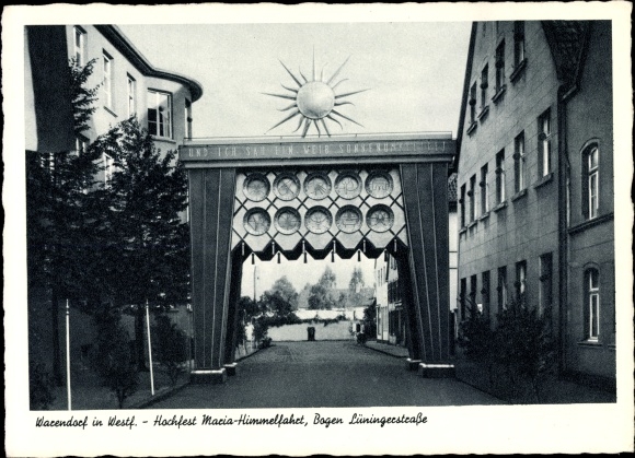 Ak Warendorf in Nordrhein Westfalen, Hochfest Maria Himmelfahrt, Bogen Lüningerstraße