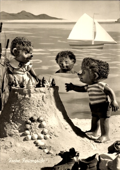 Postcard Mecki the hedgehog, happy holiday greetings, hedgehog children on the beach, sand castle