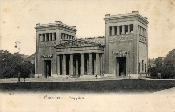 KP Monachium, Propyleje