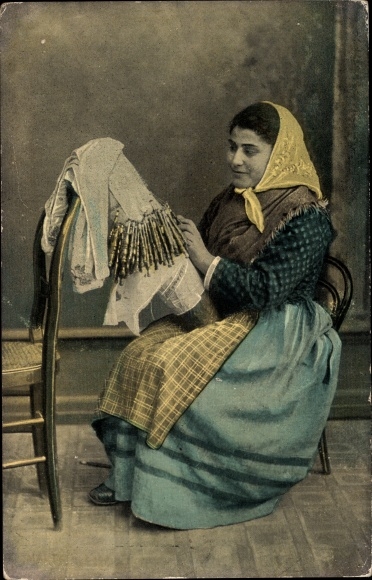 Postcard Malta, Lace, Maltese woman making lace, traditional costume