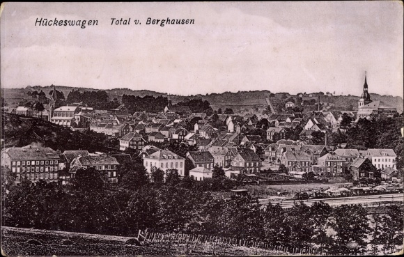 Postcard Hückeswagen in the Oberberg district, total view of Berghausen