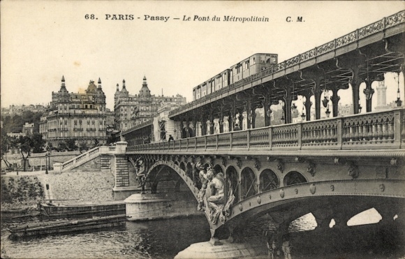 Ak Paris XVI Passy, Le Pont du Métropolitain, Passy, trein op brug, architectuur