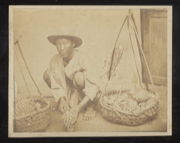 Malaysia - Originalphotographie - August Sachtler, um 1864 - Penang, junger einheimischer Händler