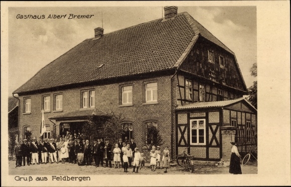 Ansichtkaart Feldbergen Söhlde in Nedersaksen, Inn Albert Bremer, totaaloverzicht, groepsportret