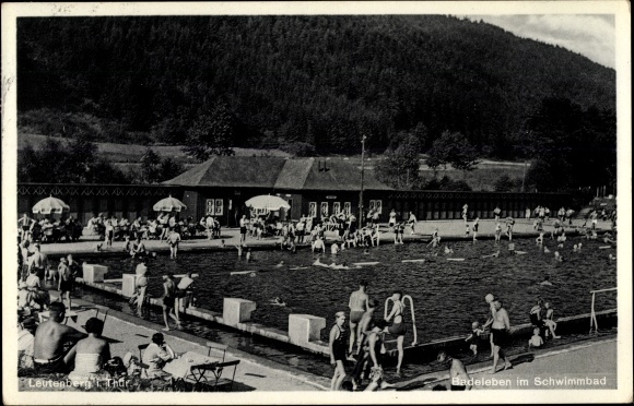 Ak Leutenberg in Thüringen, Ansicht vom Schwimmbad, Badegäste, Schwimmbecken