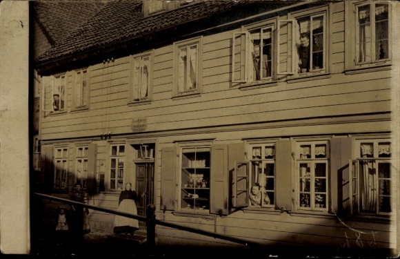 Photo Postcard Clausthal Zellerfeld in the Upper Harz, residential building, business, residents