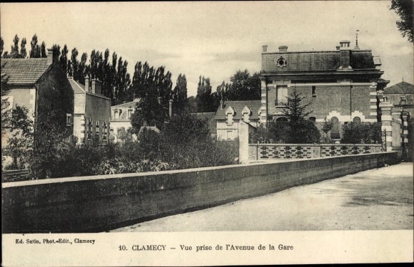 Postcard Clamecy Nievre, Avenue de la Gare