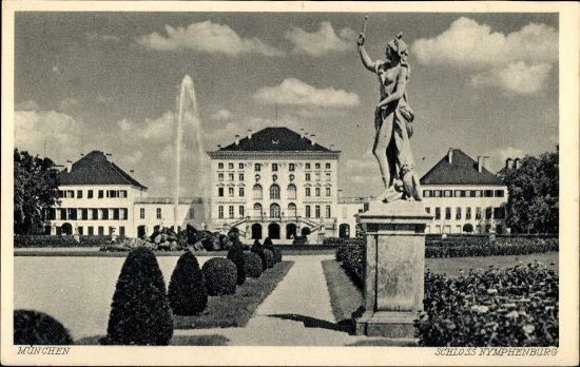 11 old PCs Munich, various views