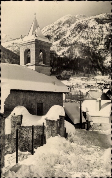 Postcard La Salle les Alpes Hautes Alpes, Saint Luke Chapel, Mount Betz