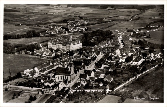Ak Ellingen in Mittelfranken Bayern, Blick auf Ortschaft und Umgebung, Fliegeraufnahme