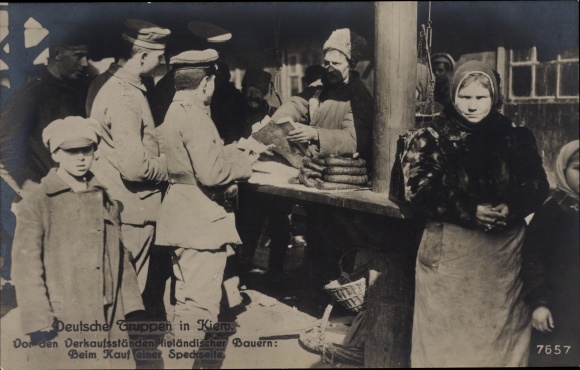 Postcard Kiev Kiev Киев Ukraine, German troops in the market, Livonian peasants, side of bacon