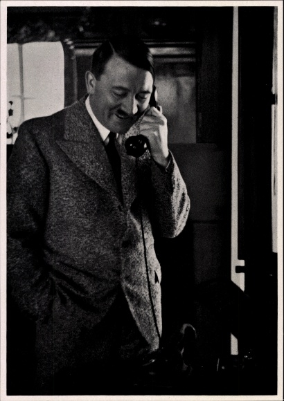 Collective picture Adolf Hitler on the phone, Saarsieg, January 15, 1935, collective work no. 15, picture 129