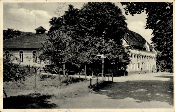 Ak Krummenhennersdorf Halsbrücke, Blick auf den Gasthof
