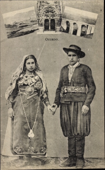 Ansichtkaart Oviedo Asturias Spanje, klederdracht