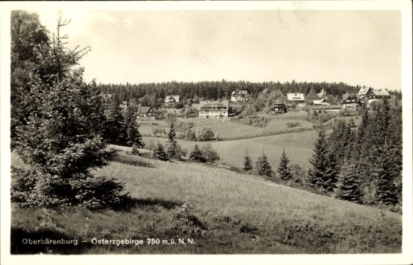 Ak Oberbärenburg Altenberg im Erzgebirge,  Osterzgebirge, Häuser, Natur, 750 m.ü.N.N.