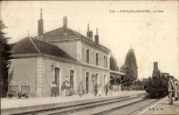 Postcard Châtelaillon Plage Charente Maritime, station, track view, railway