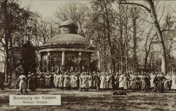 Ak Potsdam, Beisetzung der Kaiserin Auguste Viktoria, Antikentempel
