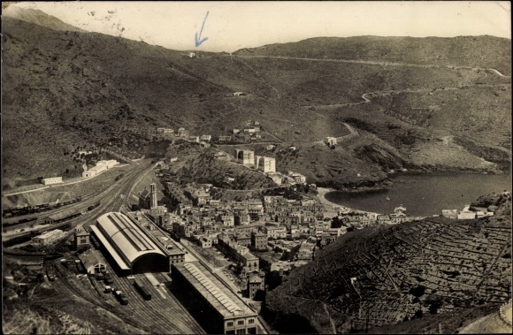 Postcard Portbou Port Bou Katalonien, Panoramic view, Bahnhof