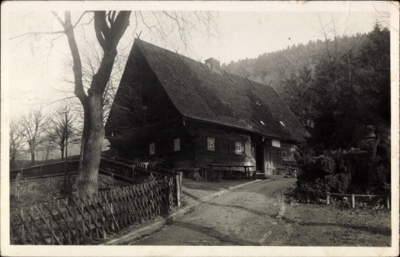 Ak Sonneberg in Thüringen, Holzhaus, Baum, Weg, Zaun, Wald, Deutsches Reich