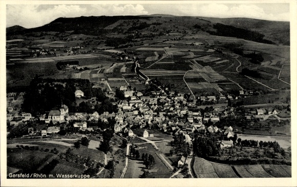 Ak Gersfeld in der Rhön Hessen, Wasserkuppe, Fliegeraufnahme